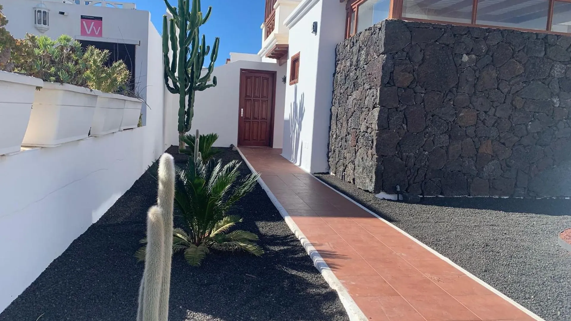 Villa Eric With A Private Stunning Heated Pool Puerto del Carmen