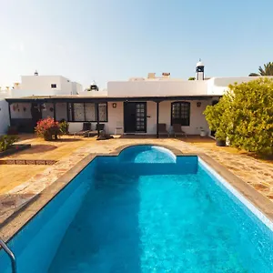 Luxury Alfred Villa